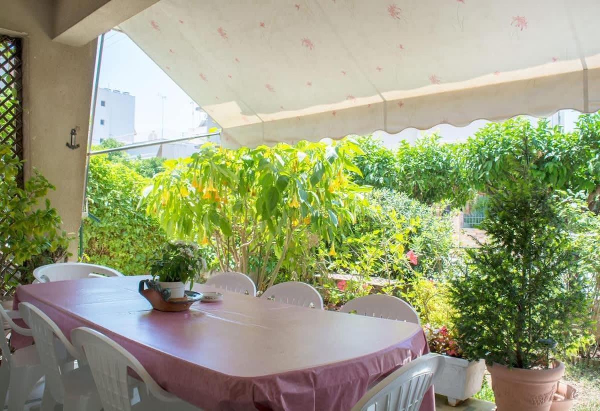 Family Apt With Garden Next To The Sea Aten Exteriör bild